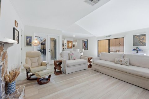 Villa ou maison à vendre à Bradenton, Floride: 3 chambres, 159.98 m2 № 2147447 - photo 25