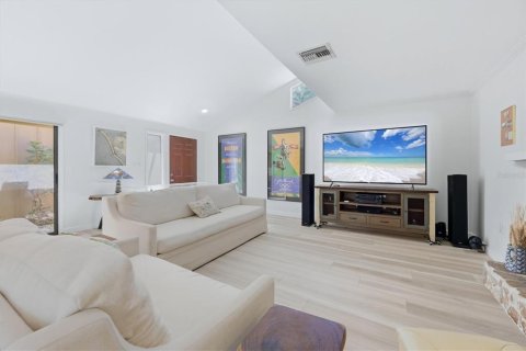 Villa ou maison à vendre à Bradenton, Floride: 3 chambres, 159.98 m2 № 2147447 - photo 3