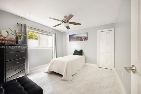 Villa ou maison à vendre à Miramar, Floride: 4 chambres, 148.09 m2 № 2049696 - photo 13