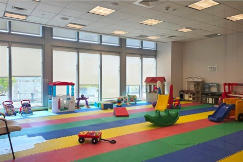 Condominio en venta en Miami, Florida, 2 dormitorios, 102.1 m2 № 2043776 - foto 22