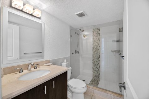 Copropriété à vendre à Fort Lauderdale, Floride: 2 chambres, 113.15 m2 № 2439386 - photo 26