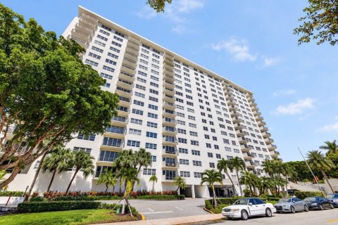 Copropriété à vendre à Fort Lauderdale, Floride: 2 chambres, 113.15 m2 № 2439386 - photo 6