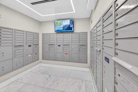 Copropriété à vendre à Fort Lauderdale, Floride: 2 chambres, 113.15 m2 № 2439386 - photo 29