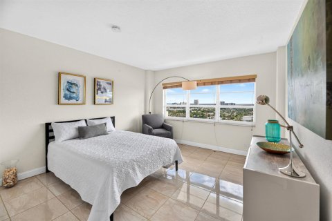 Copropriété à vendre à Fort Lauderdale, Floride: 2 chambres, 113.15 m2 № 2439386 - photo 24