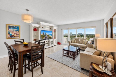 Copropriété à vendre à Fort Lauderdale, Floride: 2 chambres, 113.15 m2 № 2439386 - photo 12