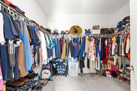 House in Homestead, Florida 4 bedrooms, 246.66 sq.m. № 2008179 - photo 24