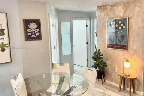 Copropriété à louer à Miami, Floride: 2 chambres, 77.76 m2 № 1968275 - photo 14