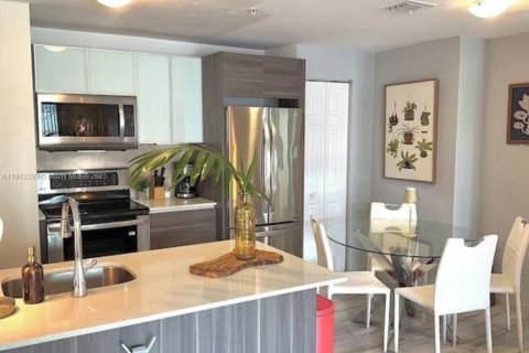 Copropriété à louer à Miami, Floride: 2 chambres, 77.76 m2 № 1968275 - photo 18