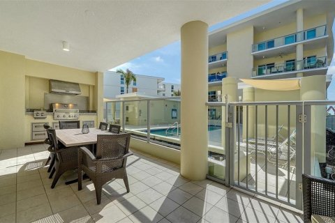 Condo in Sarasota, Florida, 2 bedrooms  № 1525076 - photo 3
