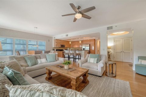 Condo in Sarasota, Florida, 2 bedrooms  № 1525076 - photo 7