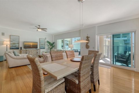 Condo in Sarasota, Florida, 2 bedrooms  № 1525076 - photo 10