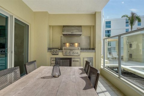 Condo in Sarasota, Florida, 2 bedrooms  № 1525076 - photo 30