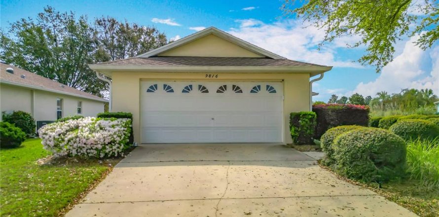 House in Ocala, Florida 2 bedrooms, 129.51 sq.m. № 1603227
