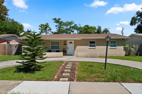 Villa ou maison à Seminole, Floride 3 chambres, 111.48 m2 № 2361059
