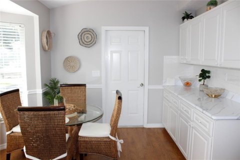 House in Hudson, Florida 3 bedrooms, 146.6 sq.m. № 1656665 - photo 8