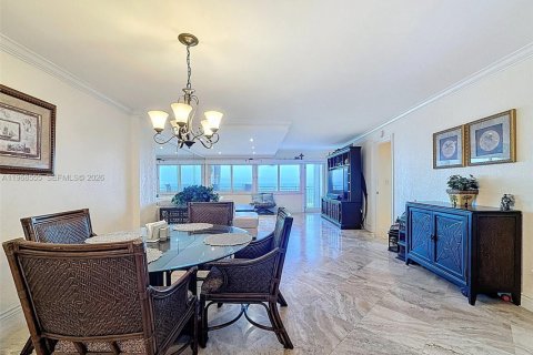 Condominio en venta en Pompano Beach, Florida, 2 dormitorios, 119.84 m2 № 2033128 - foto 7