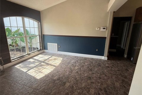 Villa ou maison à vendre à Orlando, Floride: 5 chambres, 242.1 m2 № 2150209 - photo 16