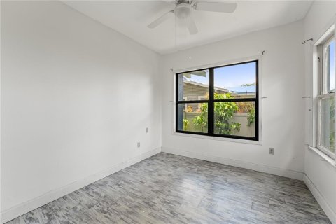 House in Tampa, Florida 2 bedrooms, 118.17 sq.m. № 1805795 - photo 16