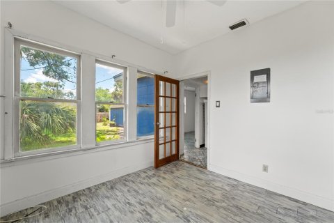 House in Tampa, Florida 2 bedrooms, 118.17 sq.m. № 1805795 - photo 15