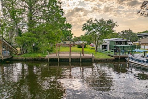 Terreno en venta en Satsuma, Florida № 1688110 - foto 28
