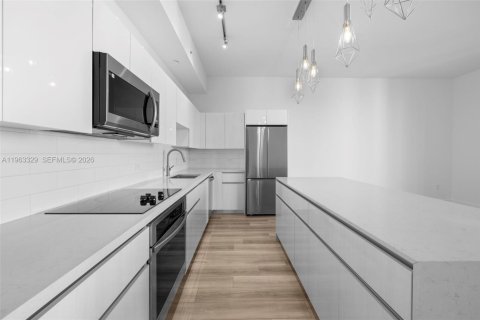 Copropriété à louer à Hallandale Beach, Floride: 1 chambre, 111.2 m2 № 2025815 - photo 8