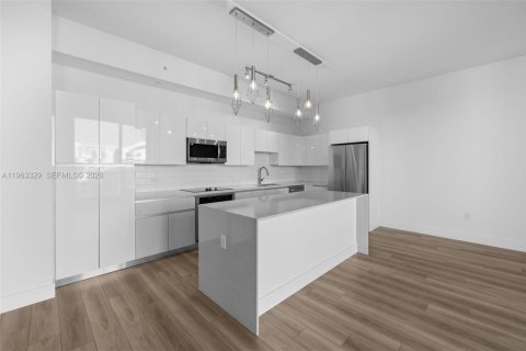 Copropriété à louer à Hallandale Beach, Floride: 1 chambre, 111.2 m2 № 2025815 - photo 9