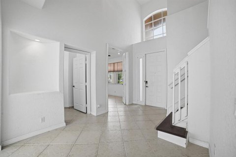 Villa ou maison à vendre à Coral Springs, Floride: 5 chambres, 251.77 m2 № 2403834 - photo 16