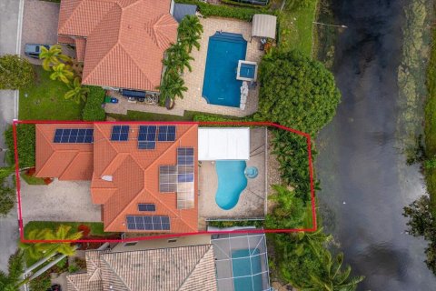 Villa ou maison à vendre à Coral Springs, Floride: 5 chambres, 251.77 m2 № 2403834 - photo 9