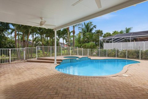 Villa ou maison à vendre à Coral Springs, Floride: 5 chambres, 251.77 m2 № 2403834 - photo 10