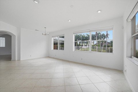 Villa ou maison à vendre à Coral Springs, Floride: 5 chambres, 251.77 m2 № 2403834 - photo 22