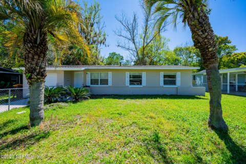 House in Jacksonville, Florida 3 bedrooms, 122.26 sq.m. № 766481 - photo 1