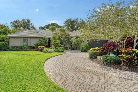 House in Sarasota, Florida 3 bedrooms, 271.37 sq.m. № 1803974 - photo 2