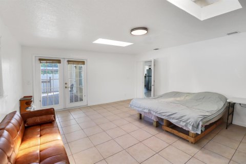 House in Boca Raton, Florida 3 bedrooms, 186.83 sq.m. № 2365728 - photo 20