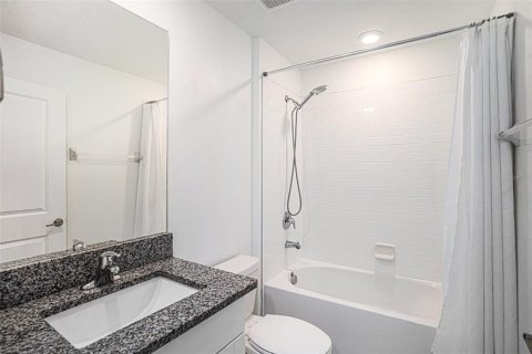House in Riverview, Florida 3 bedrooms, 143.07 sq.m. № 1899827 - photo 26