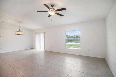 House in Riverview, Florida 3 bedrooms, 143.07 sq.m. № 1899827 - photo 8