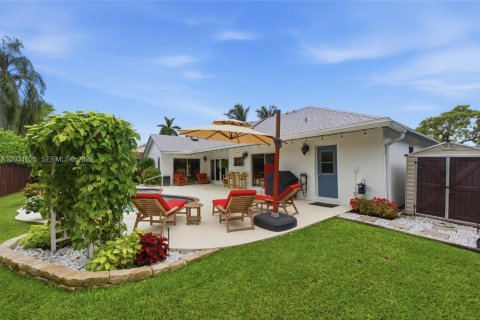 Villa ou maison à vendre à Sunrise, Floride: 3 chambres, 169.27 m2 № 2077598 - photo 3