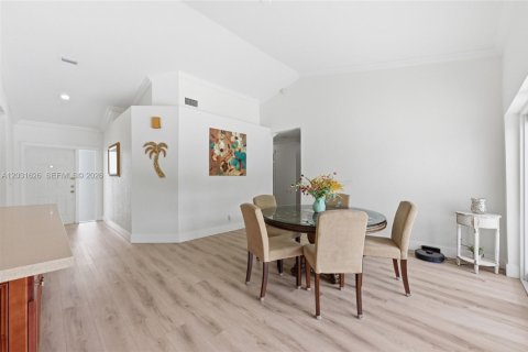 Villa ou maison à vendre à Sunrise, Floride: 3 chambres, 169.27 m2 № 2077598 - photo 6