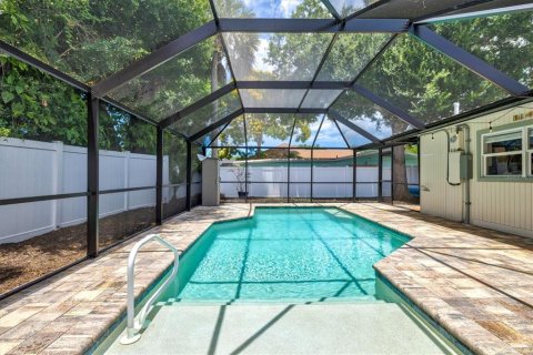Villa ou maison à louer à Sarasota, Floride: 3 chambres, 134.15 m2 № 1253456 - photo 4