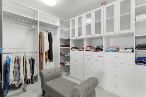 Condo in Aventura, Florida, 2 bedrooms  № 1874842 - photo 24