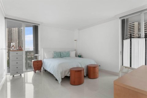 Condo in Aventura, Florida, 2 bedrooms  № 1874842 - photo 27