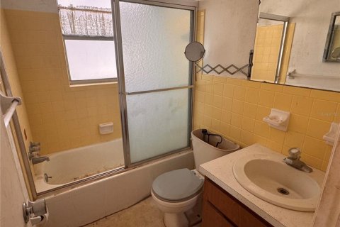 House in Seminole, Florida 2 bedrooms, 78.04 sq.m. № 2198249 - photo 11