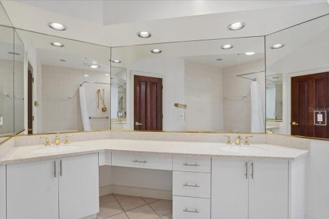 Condo in Longboat Key, Florida, 3 bedrooms  № 2233462 - photo 25