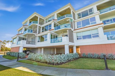 Condo in Longboat Key, Florida, 3 bedrooms  № 2233462 - photo 6