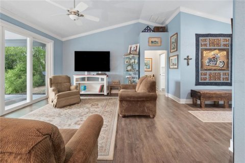 House in Bell, Florida 3 bedrooms, 142.88 sq.m. № 2108223 - photo 9