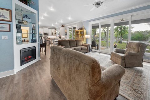 House in Bell, Florida 3 bedrooms, 142.88 sq.m. № 2108223 - photo 8