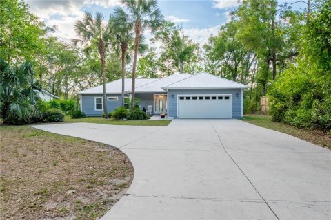 House in Bell, Florida 3 bedrooms, 142.88 sq.m. № 2108223 - photo 2