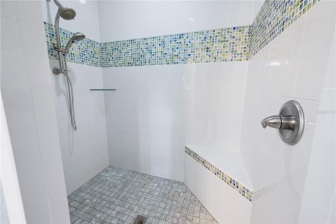 House in Bell, Florida 3 bedrooms, 142.88 sq.m. № 2108223 - photo 20