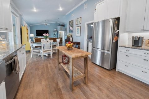 House in Bell, Florida 3 bedrooms, 142.88 sq.m. № 2108223 - photo 14