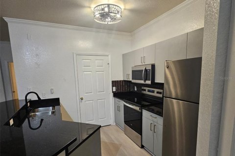 Condominio en alquiler en Orlando, Florida, 2 dormitorios, 109.07 m2 № 2167831 - foto 3