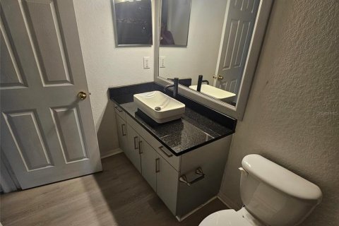 Condominio en alquiler en Orlando, Florida, 2 dormitorios, 109.07 m2 № 2167831 - foto 8